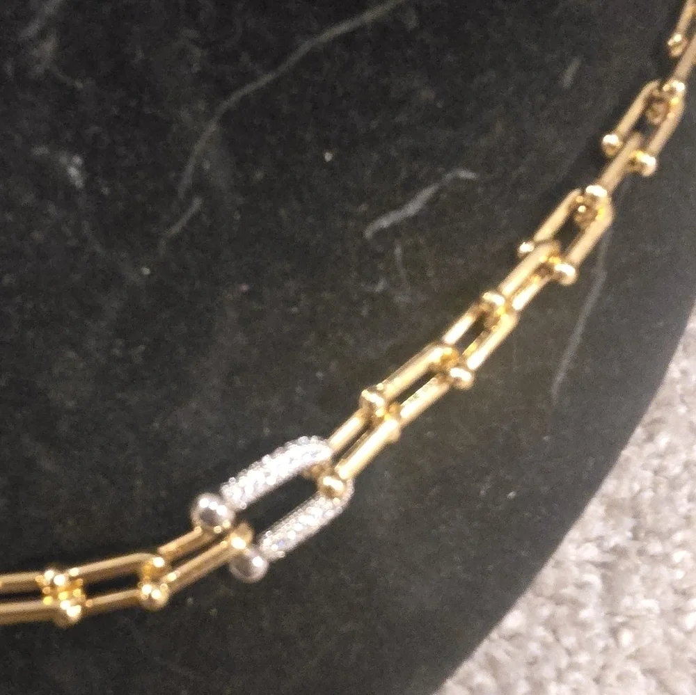 21kgp Dubai Jewelry - Elegant Gold and Silver Necklace